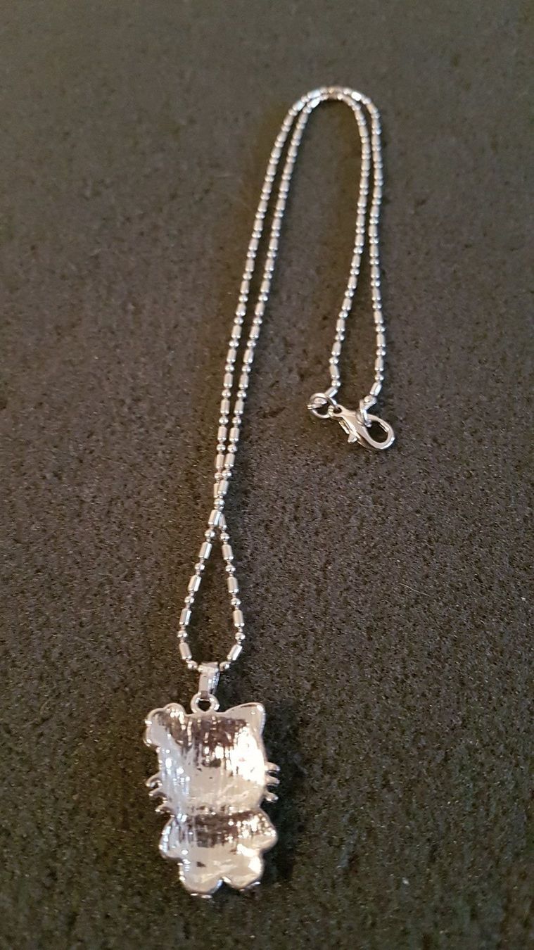 Ketten: Hello Kitty: 1 collier – Neu und originalverpackt aus Lutry von kylab7 1