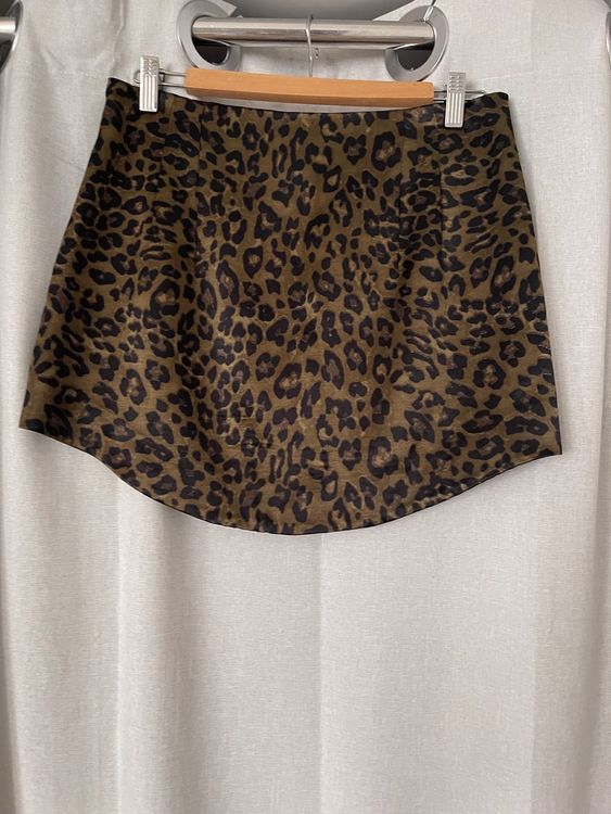 Zara Satin Mini Jupe Rock mit Tiger Muster Gr L | Kaufen auf Ricardo