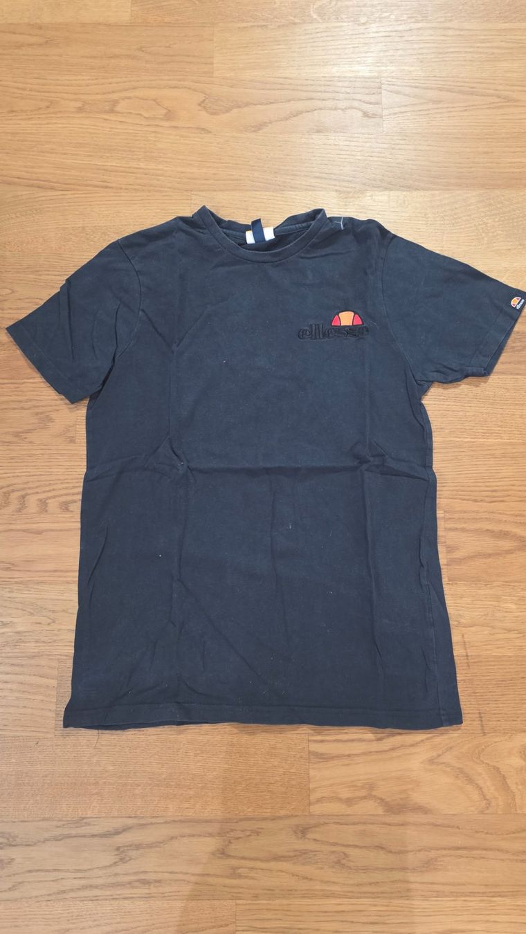 T-shirt: 15 Herren T-Shirts Grösse M – Usato da Wauwil venduto da Swisslu 9