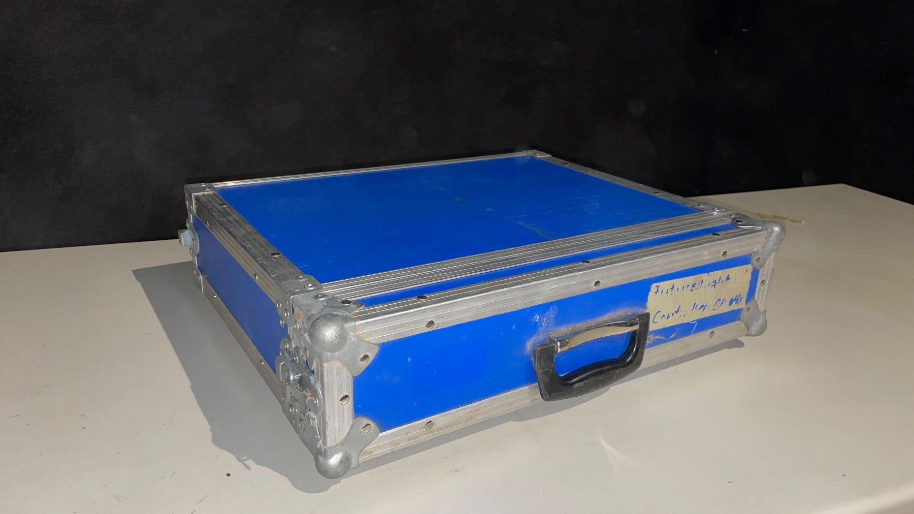 Autres accessoires: Rackcase blau 19 Zoll 2HE – D'occasion à Ehrendingen par Cyrilf99