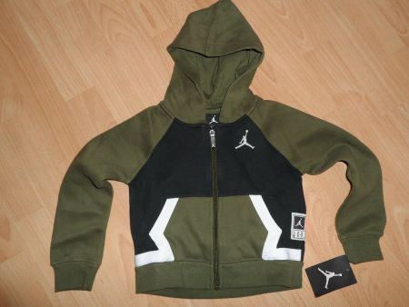 ***** Nike JORDAN Trainerjacke GR 92/98 *****