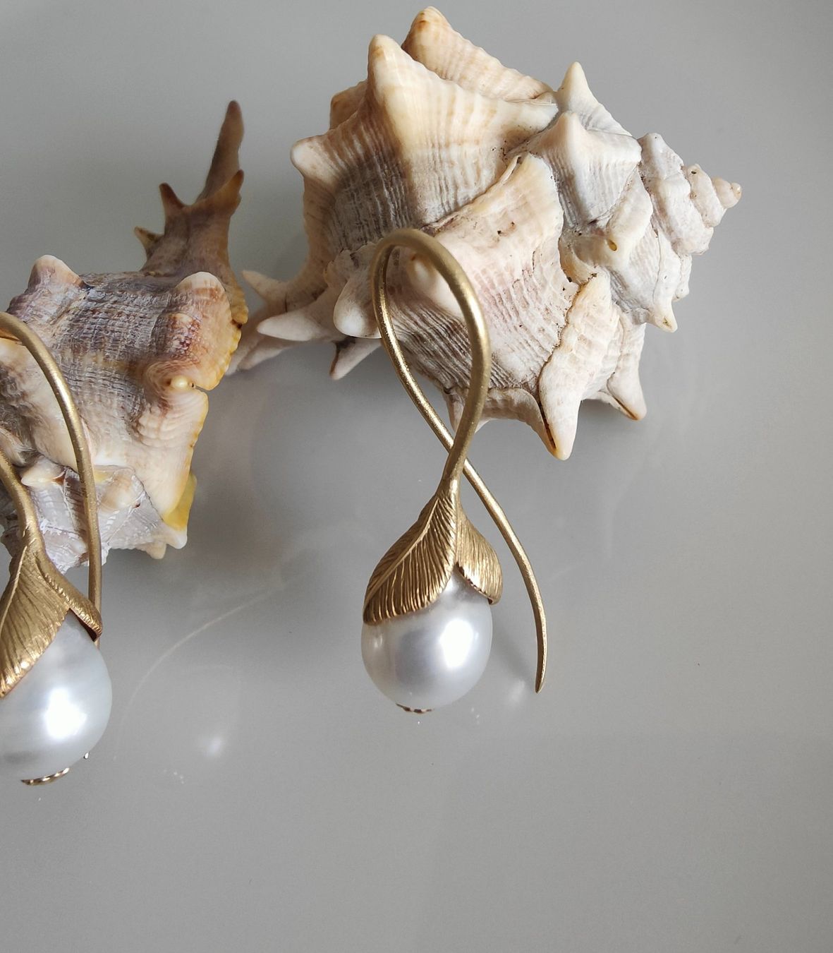 Ohrringe & -stecker: Südseeperle Ohrhänger, 18K Gelbgold – Neu und originalverpackt aus Rümlang von 21f 4