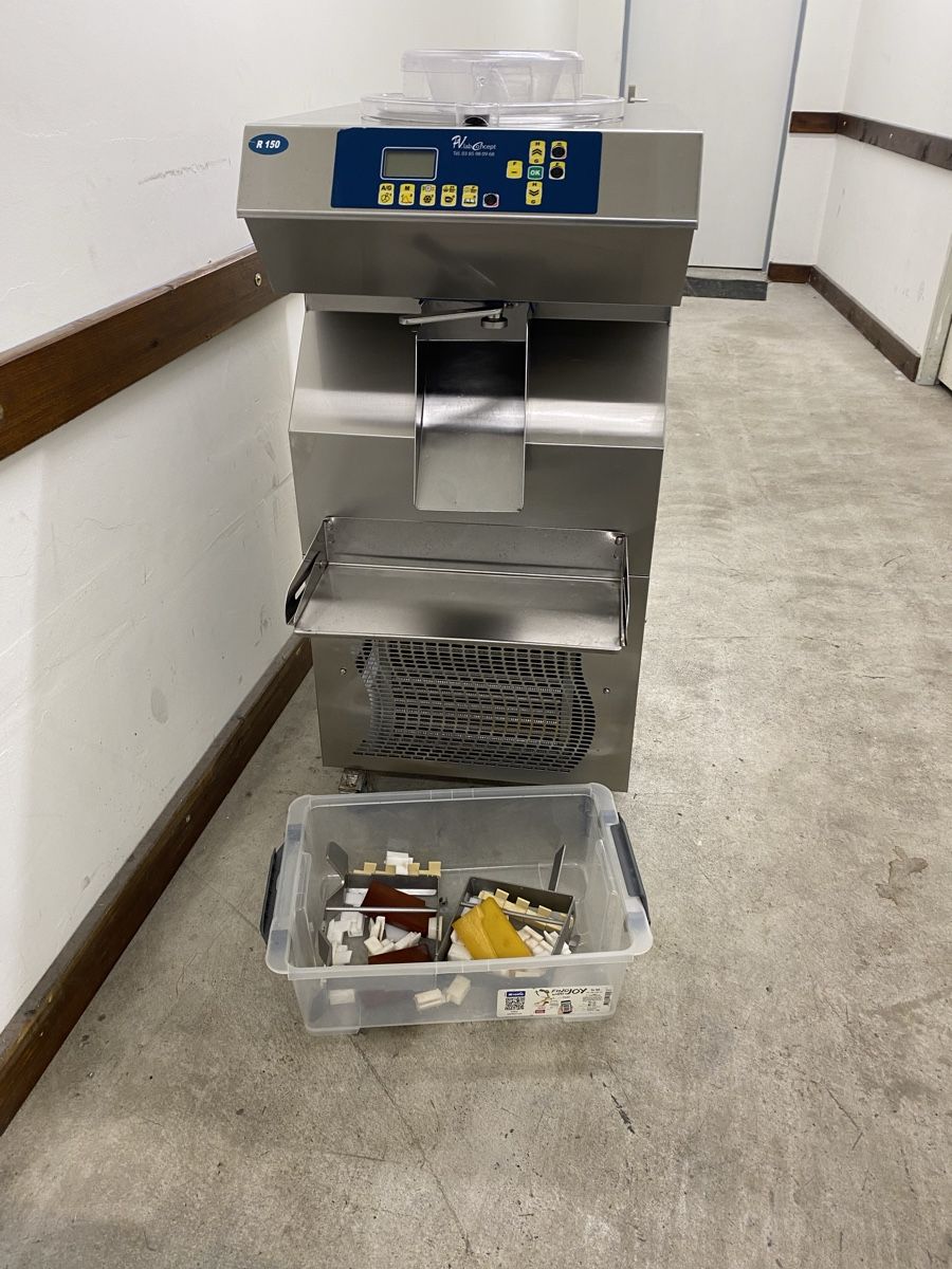 Elettrodomestici da cucina: Eiscrememaschine – Usato da Dietikon venduto da dia_y8y5 9