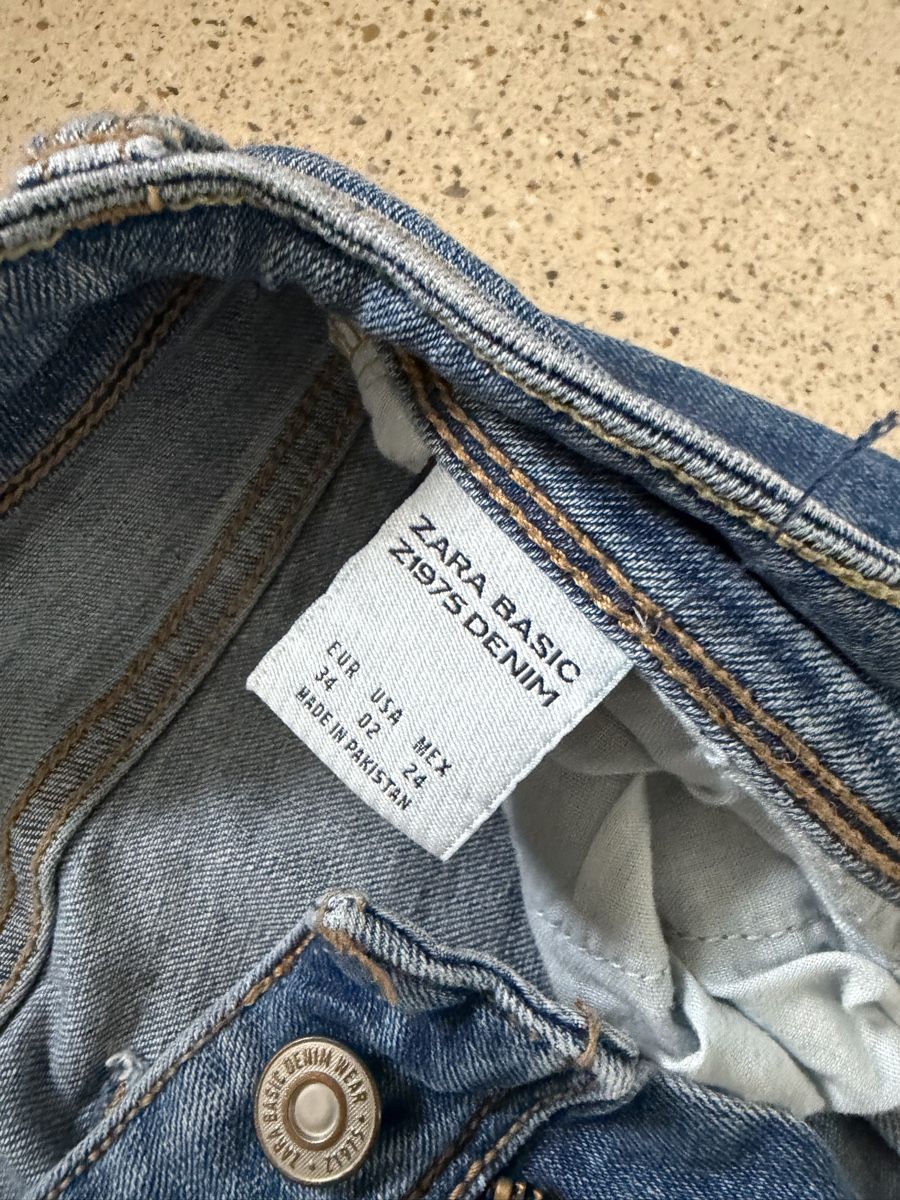 Zara Jeans: Zara Basic Z1975 Denim Jeans Blue Size 34 – Usato da St. Gallen venduto da kka_l9wg 1
