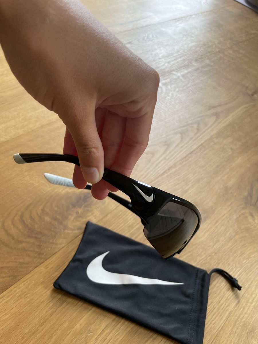Nike Brillen & Gläser: Sportsonnenbrille Nike  – Neu (gemäss Beschreibung) aus Maienfeld von mlu_sf7x 1