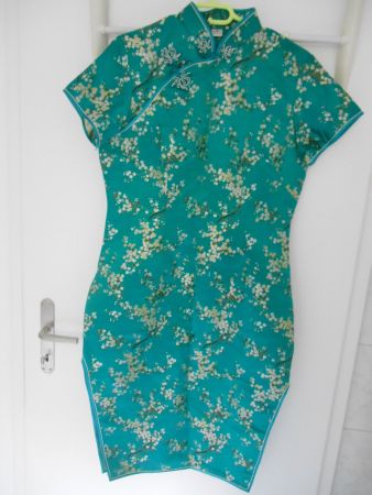 grünes asiatisches Seidenkleid Gr. 38