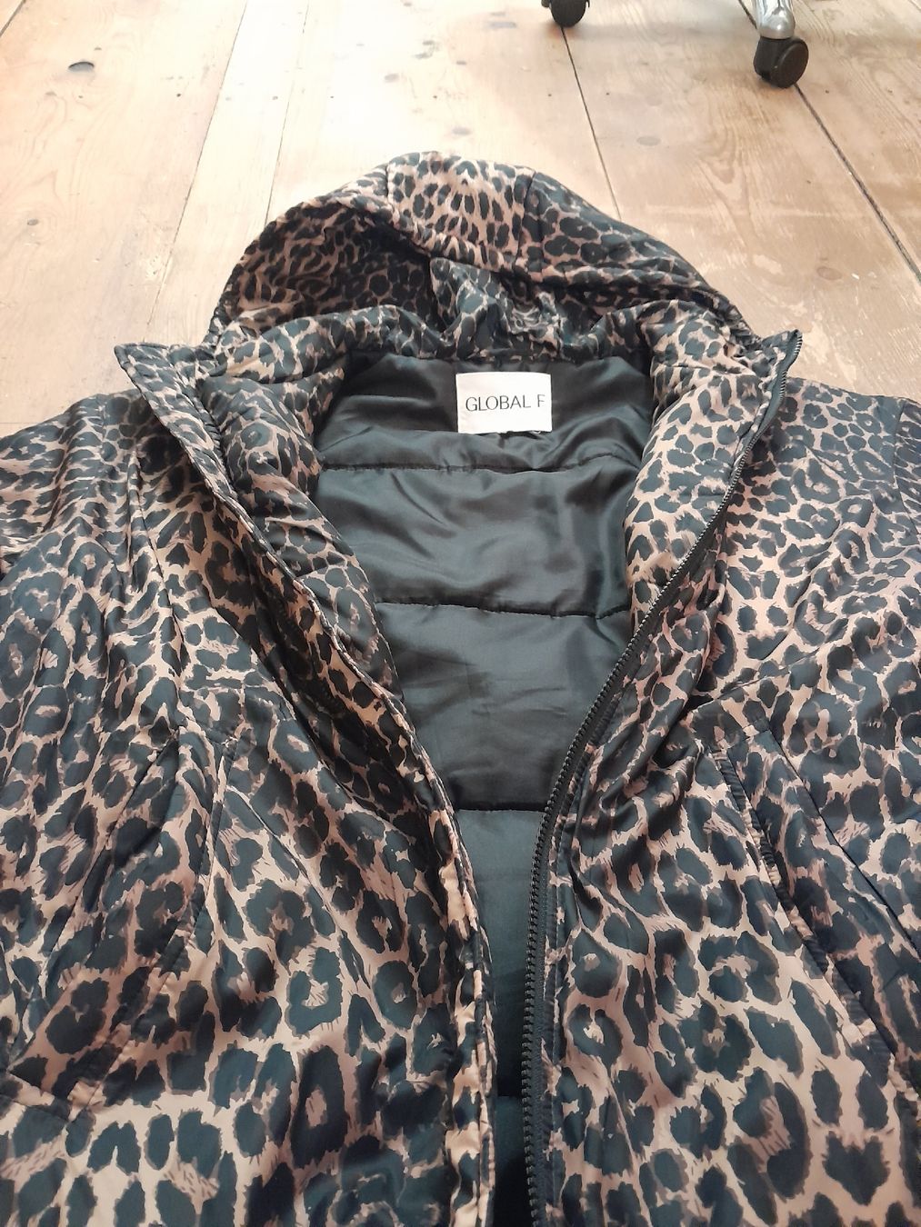 Giacche: Leoparden Steppjacke – Usato da Dornach venduto da Harmoni20 2