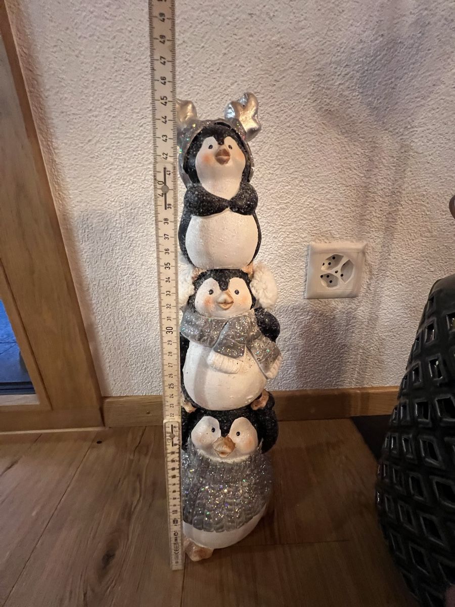 Tutte le decorazioni: Winterliche Pinguin Deko Figur mit Glitzer – Nuovo (secondo la descrizione) da Derendingen venduto da Laubfleckerli 2