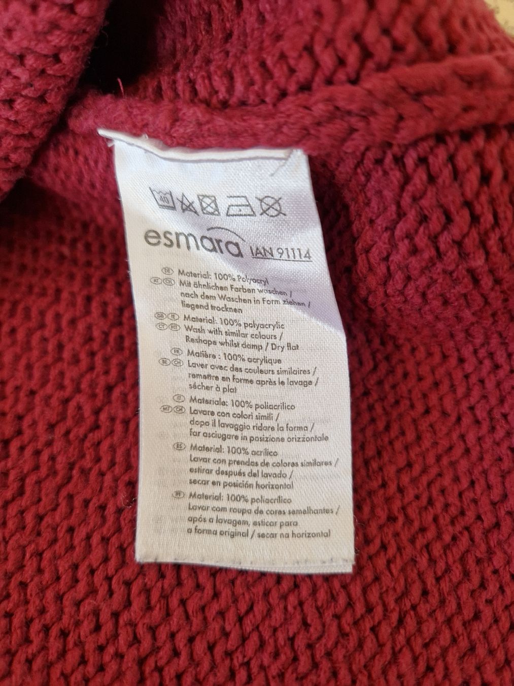 Maglioni & Felpe: Strickpullover Esmara kurzarm weinrot Grösse 44/46  – Usato da Kulmerau venduto da Doene7 5