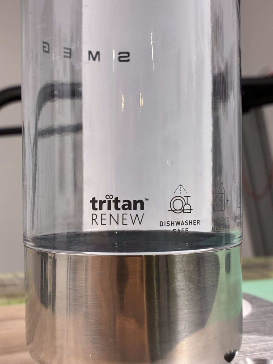 Smeg Küchengeräte: Sodamaker SMEG inkl. Tritan Flasche – Gebraucht aus Ruswil von Neato1 1