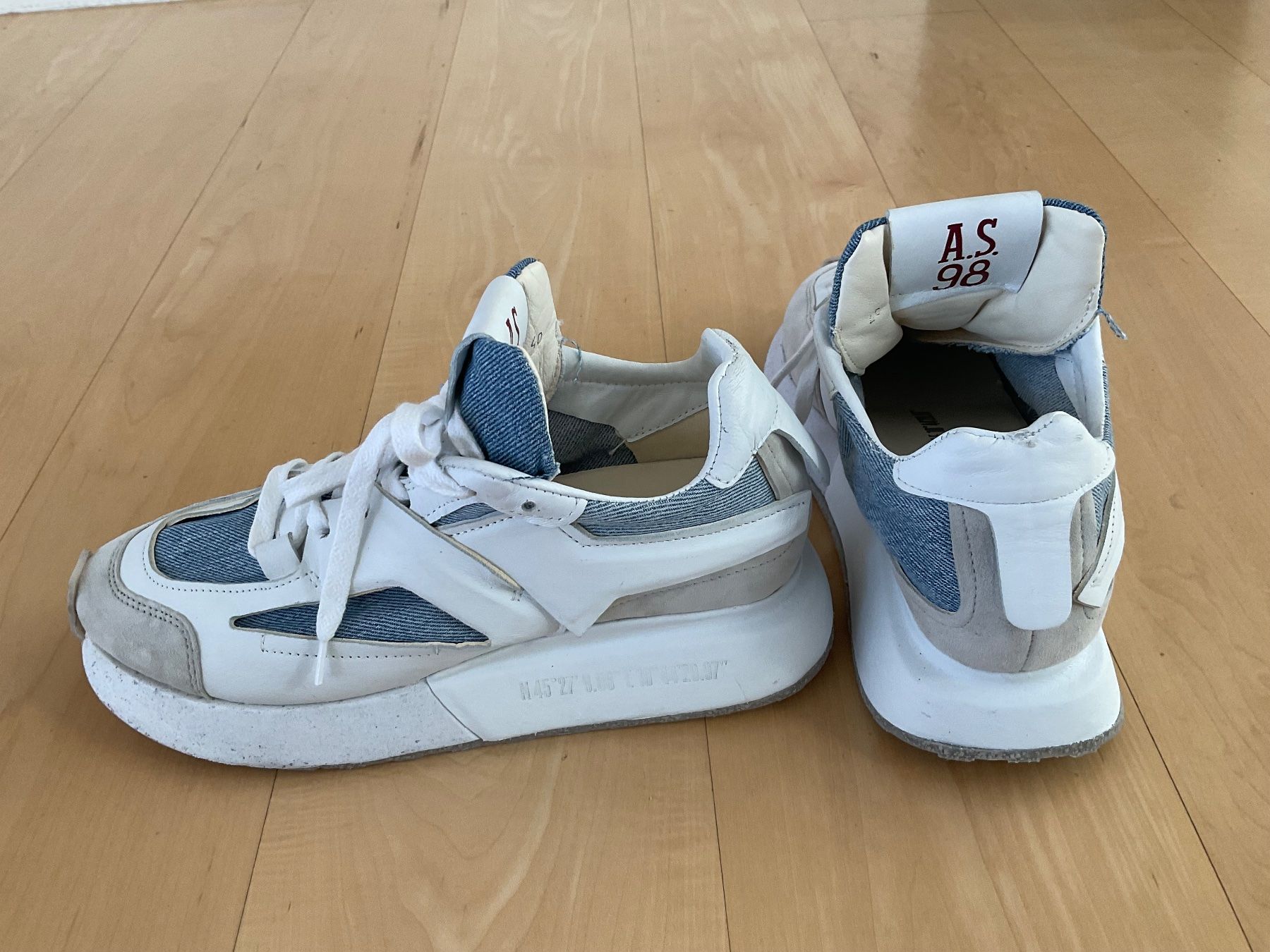 Damenschuhe: Sneaker A.S. 98 – Neu und originalverpackt aus Biel/Bienne von