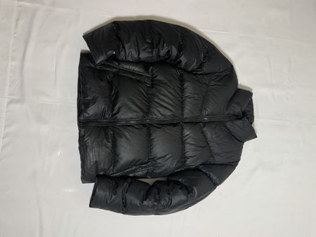 Nike Steppjacke schwarz Grösse S guter Zustand