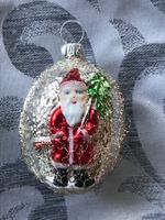Weihnachtsmann auf Nuss, Christbaumschmuck (2)
