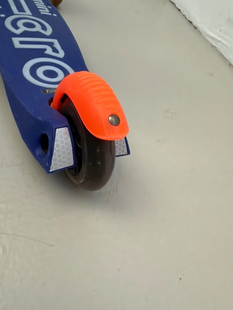 Micro Kickboard: Mini Micro – Usato da Bubendorf venduto da glitchCat 3