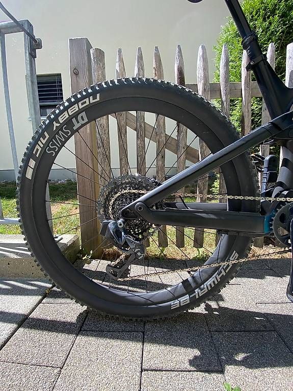 Biciclette: Canyon Neuron CF LTD 2021 Limited Edition – Usato da Winterthur venduto da Manusmanum 3