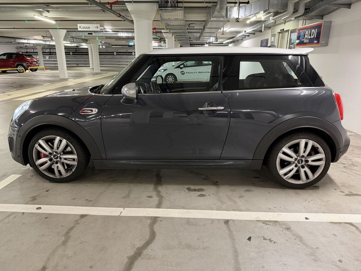 Mini Automobili: Mini Cooper JCW - 231Ps – Usato da Zürich venduto da YarosBaros 1