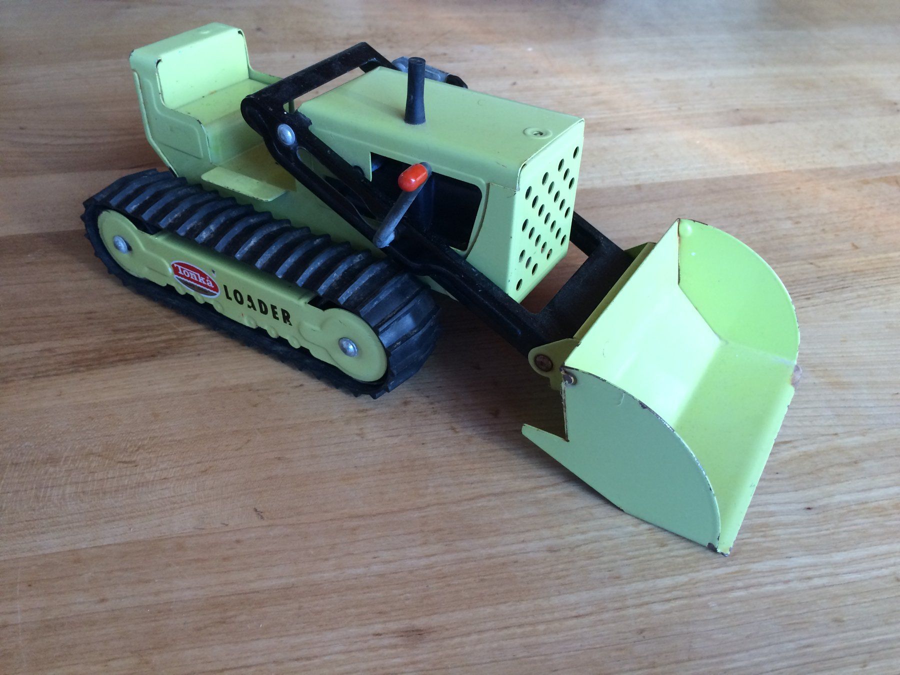 Tonka Giocattoli: Tonka Raupenlader Vintage – Usato da Wiliberg venduto da Monikaschaer 3