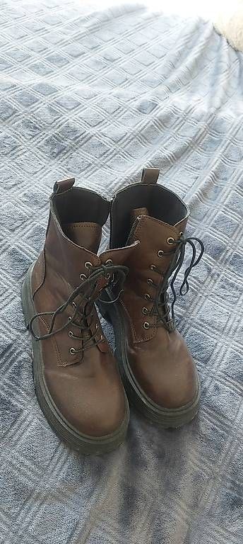 Chaussures femmes: schöne Boots – D'occasion à Chur par mal_6m7r 1