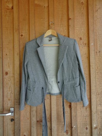 Spezielle graue Blazer - Jacke Gr. M - M72
