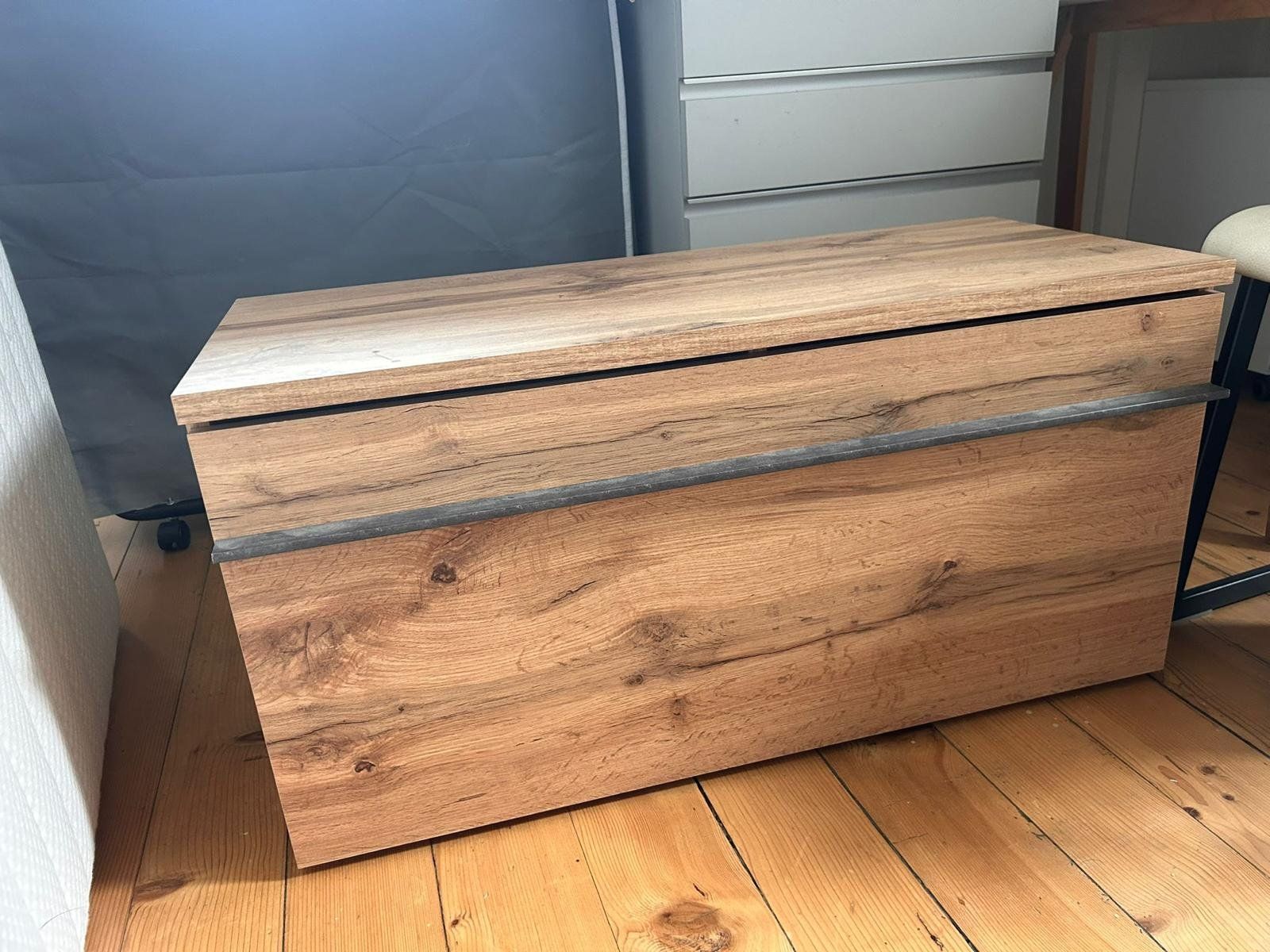 Panchine: Schuh Regal Sitzbank – Usato da St. Gallen venduto da joe_v6z5