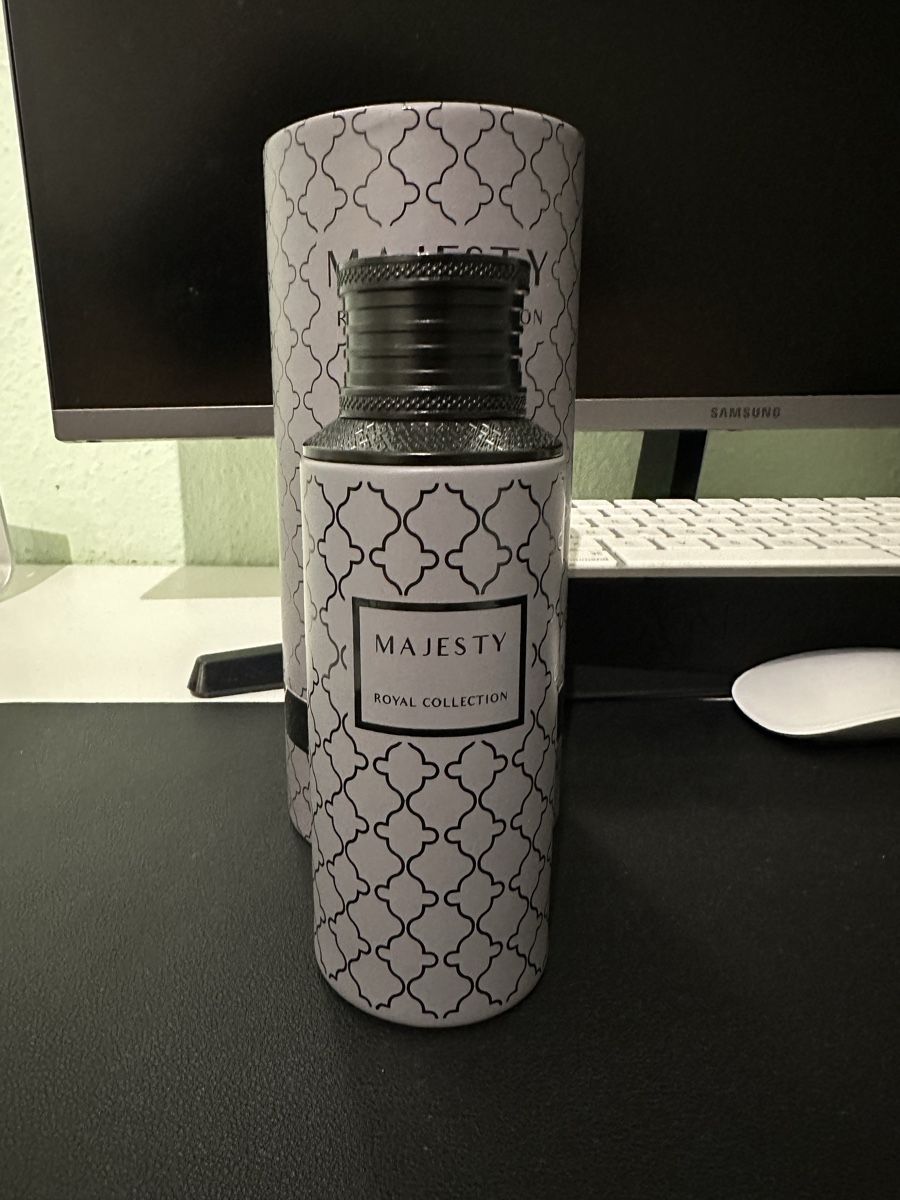 Profumi & Eau de Toilette: Maison Asrar Majesty EdP 100ml – Usato da Frenkendorf venduto da Lele2110