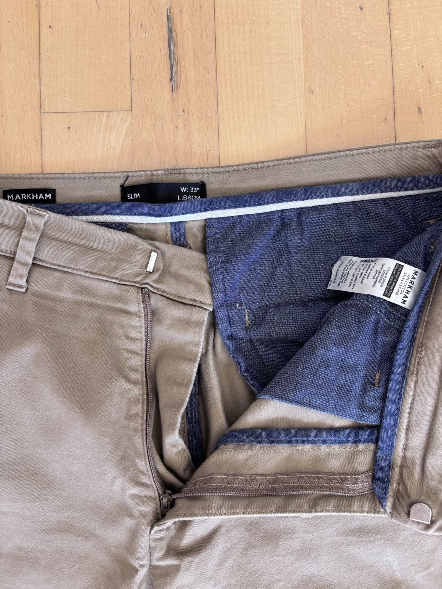 Pantaloni: Markham Slim Chinos, W33 L34, Khaki – Nuovo (secondo la descrizione) da Zürich venduto da Grothschild 2
