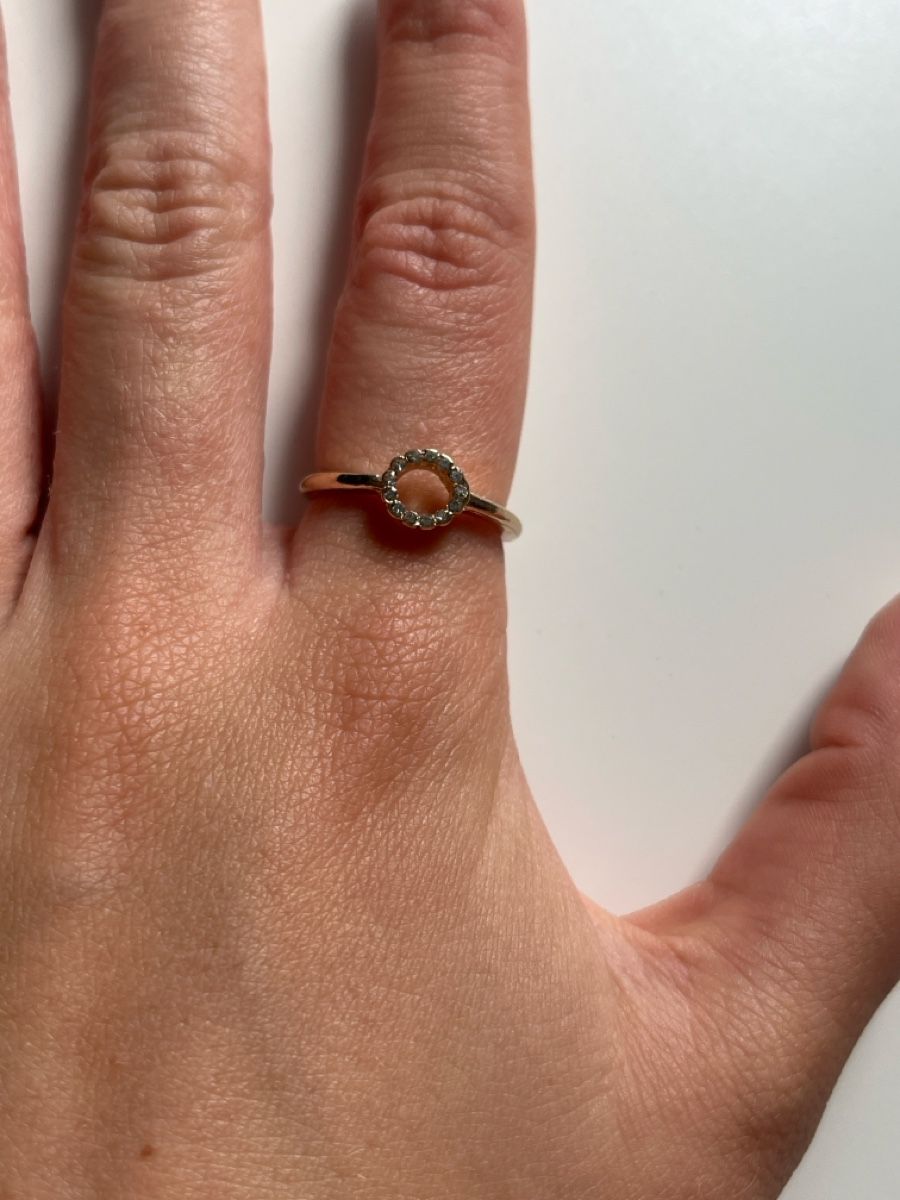 Bagues: Ring goldfarben mit Zirkonia Kreis – D'occasion à Wettingen par ele_n8lj