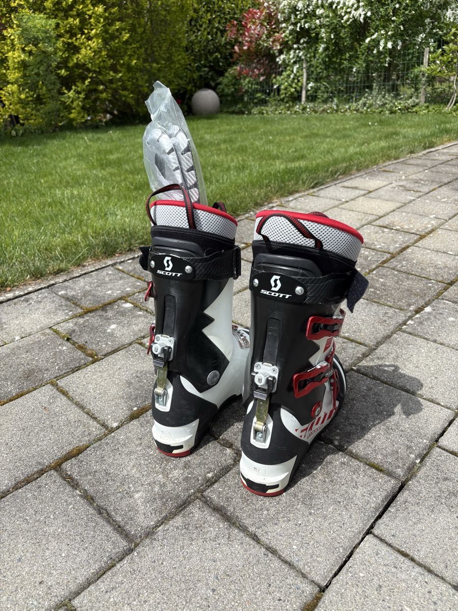 Scott Herrenschuhe: Scott Voodoo NTN 28.5 Telemark Schuh – Gebraucht aus Schönenberg ZH von Andy17 5