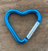 Kleiner Karabiner in Herzform NEU