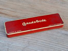 coole rote alte vintage Caran d'Ache Etui Bleistift Blechbox