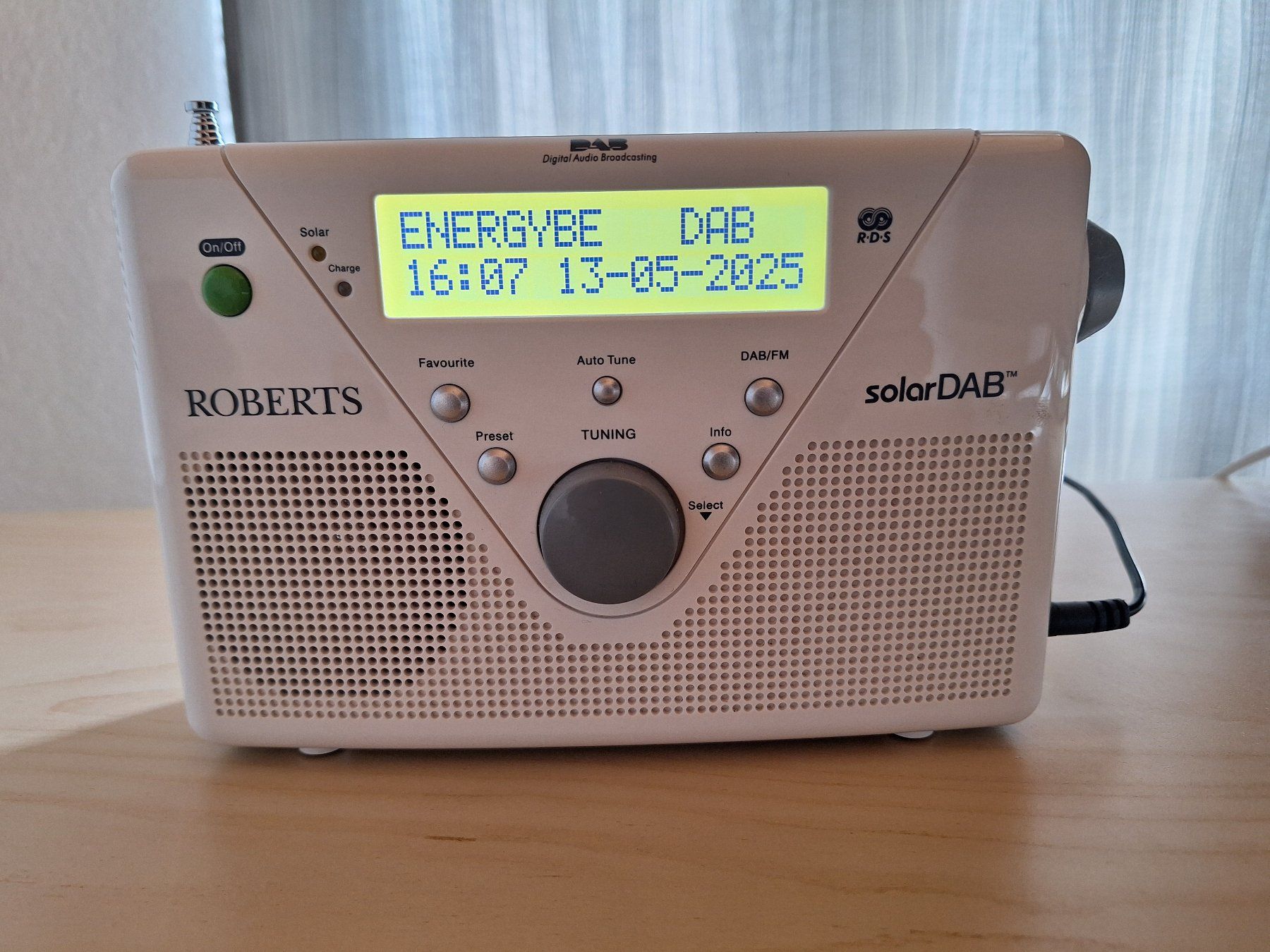 Radio: Roberts solarDAB 2 Radio + Netzteil – Usato da Worb venduto da geo_zbd8
