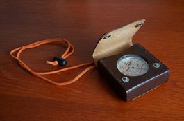 Thommen Switzerland Taschen Höhenmesser 5000m mit Barometer
