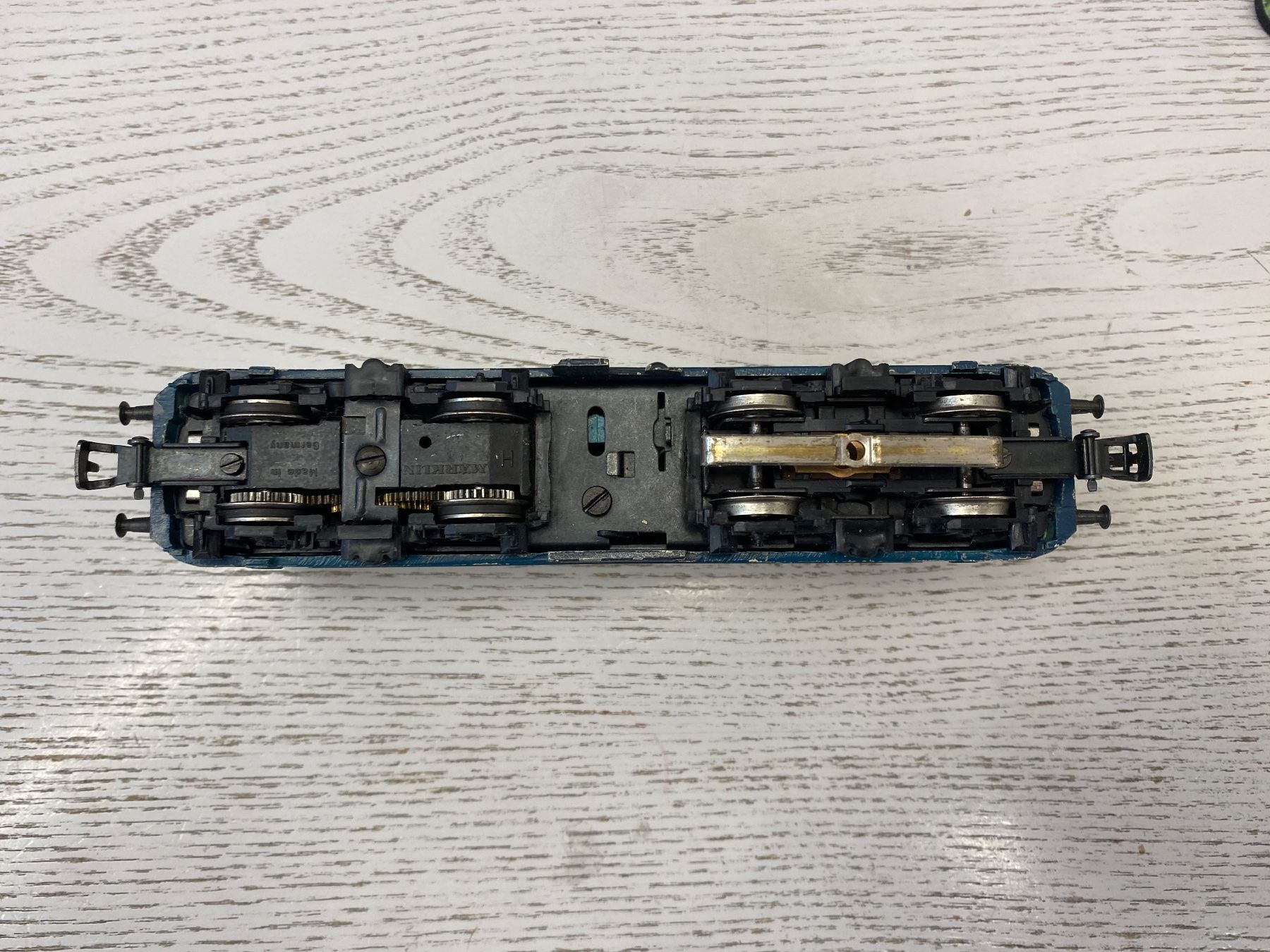 Märklin Modellini di ferrovie: Märklin 3034 DB BR 141 – Usato da Lupsingen venduto da New-Haven 4
