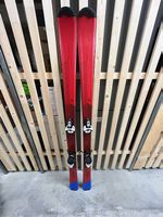 Skis + poles