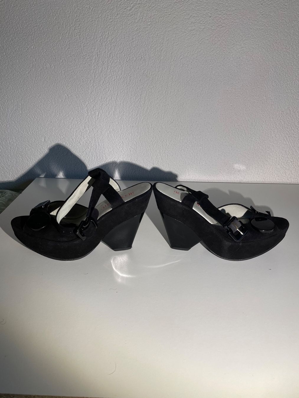 Damenschuhe: 1940s style suede black Platform Shoes size 37Eu – Gebraucht aus Zürich von MISSYS-WONDERBAG