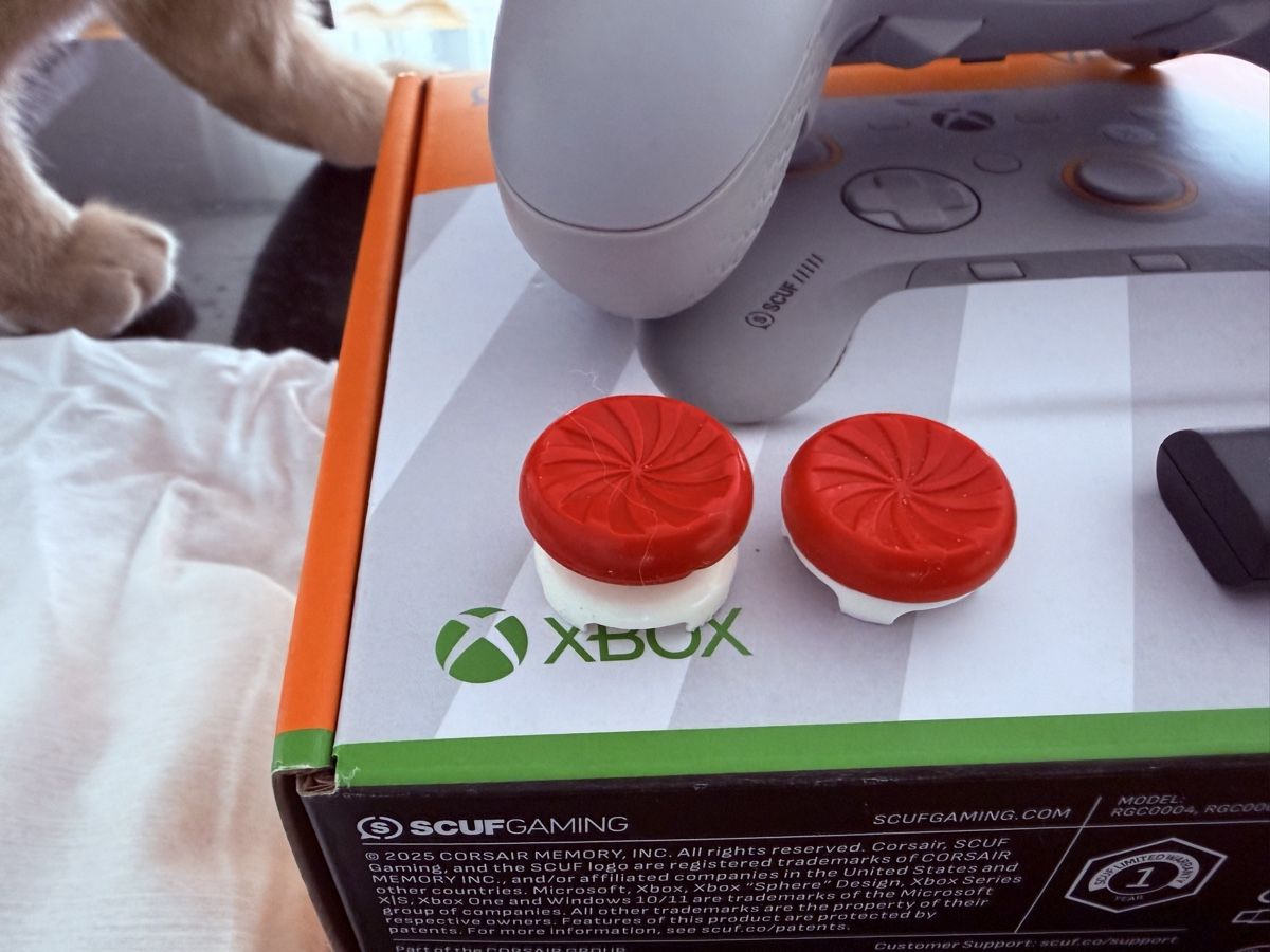 Controller: Scuf Valor Pro Wireless Controller Xbox/pc grau gebraucht – Nuovo (secondo la descrizione) da Herzogenbuchsee venduto da fab_y5n7 3