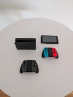 Nintendo Switch Complète + 4 Joy-Con (2 paires) + 2 Grips