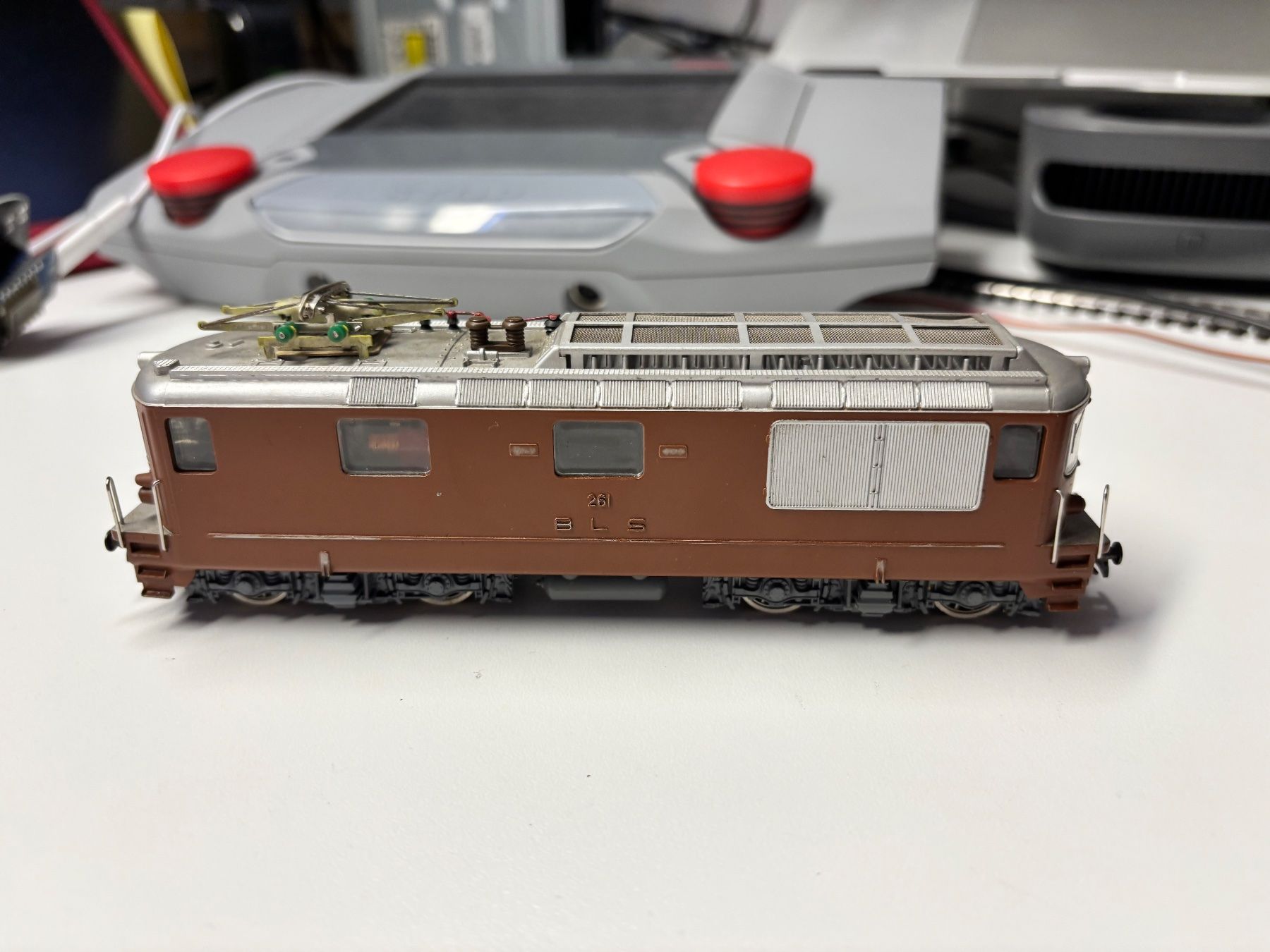 Hag Modellini di ferrovie: HAG Re 4/4 BLS – Usato da Rothenburg venduto da Vanzonk