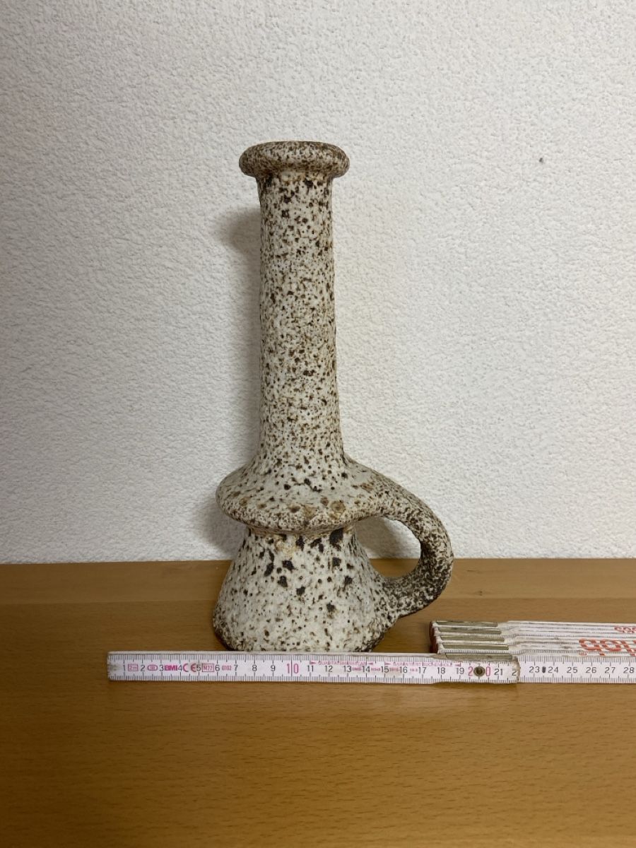 Vasen & Gefässe: Dutch Studio Ceramic Lava Vase with Handle by Marius & Hugo – Gebraucht aus Dulliken von nao_8mtc 9