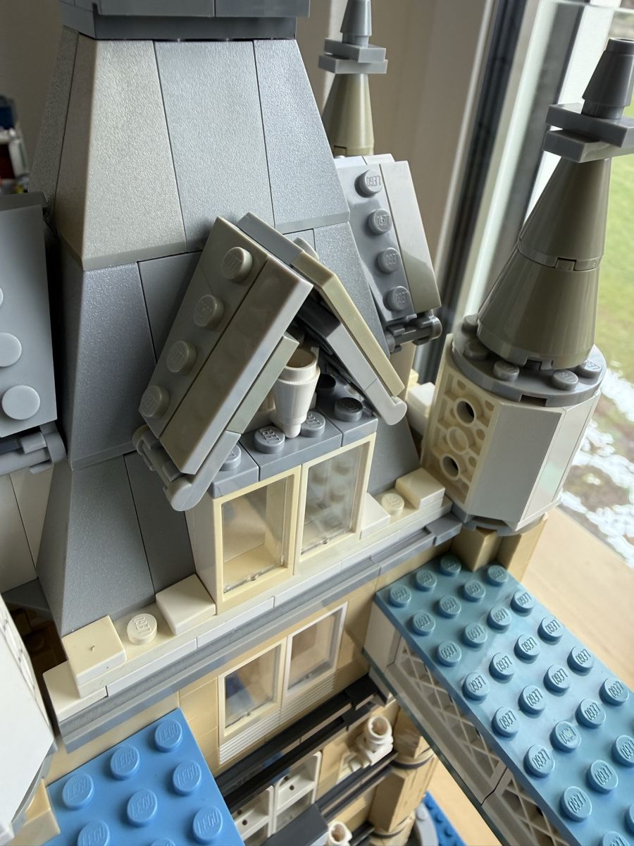 Lego Kit di costruzioni: LEGO Tower Bridge 10214 + Erweiterung  – Usato da Nidfurn venduto da suter.glarus 8