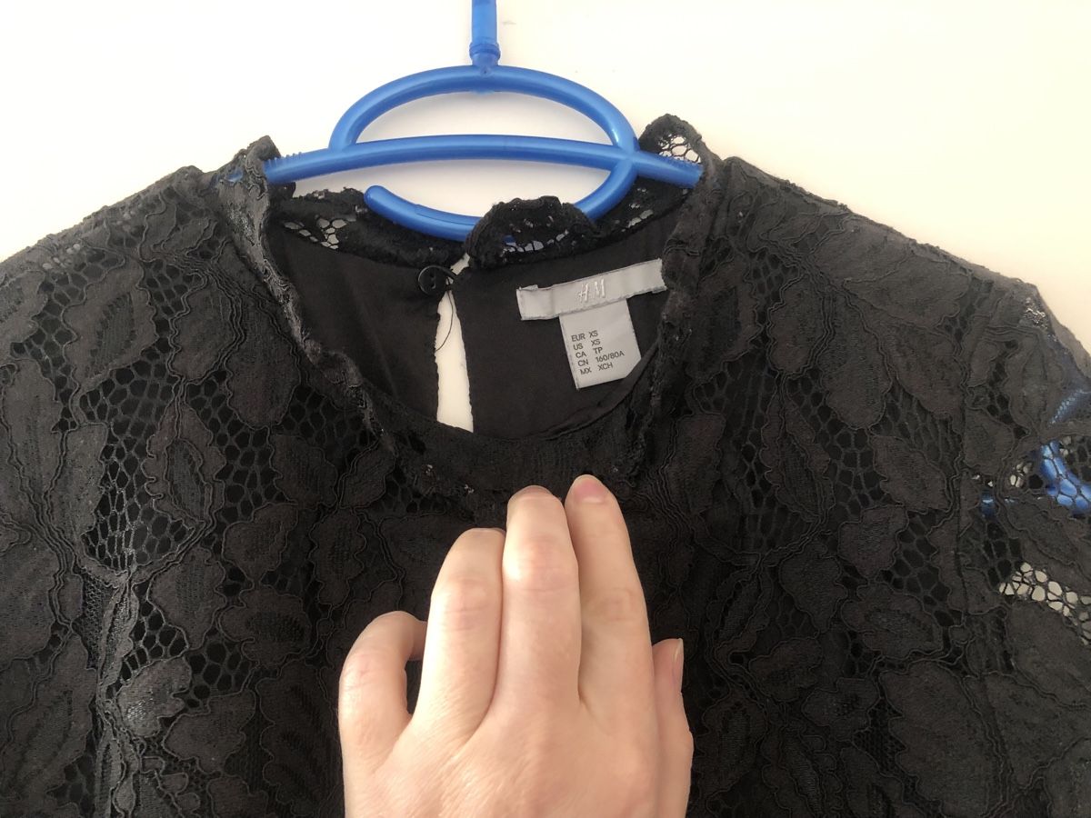 H&M Top: Top en dentelle noir H&M – Usato da Onex venduto da kattrina 3