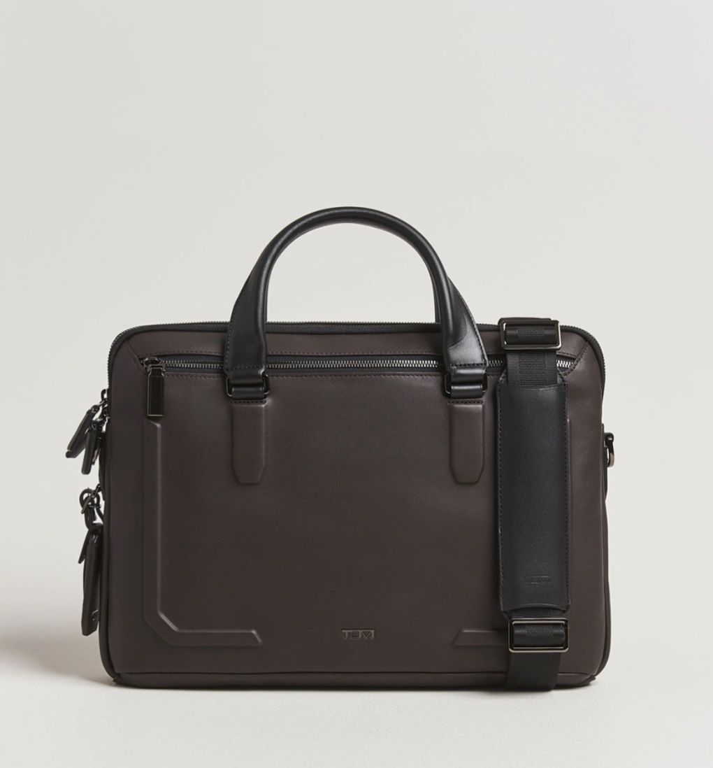 Tumi Borse: Tumi HARRISON Sycamore Slim Leather   CHF 800 – Nuovo (secondo la descrizione) da Unterseen venduto da SONY-CoolGo 3