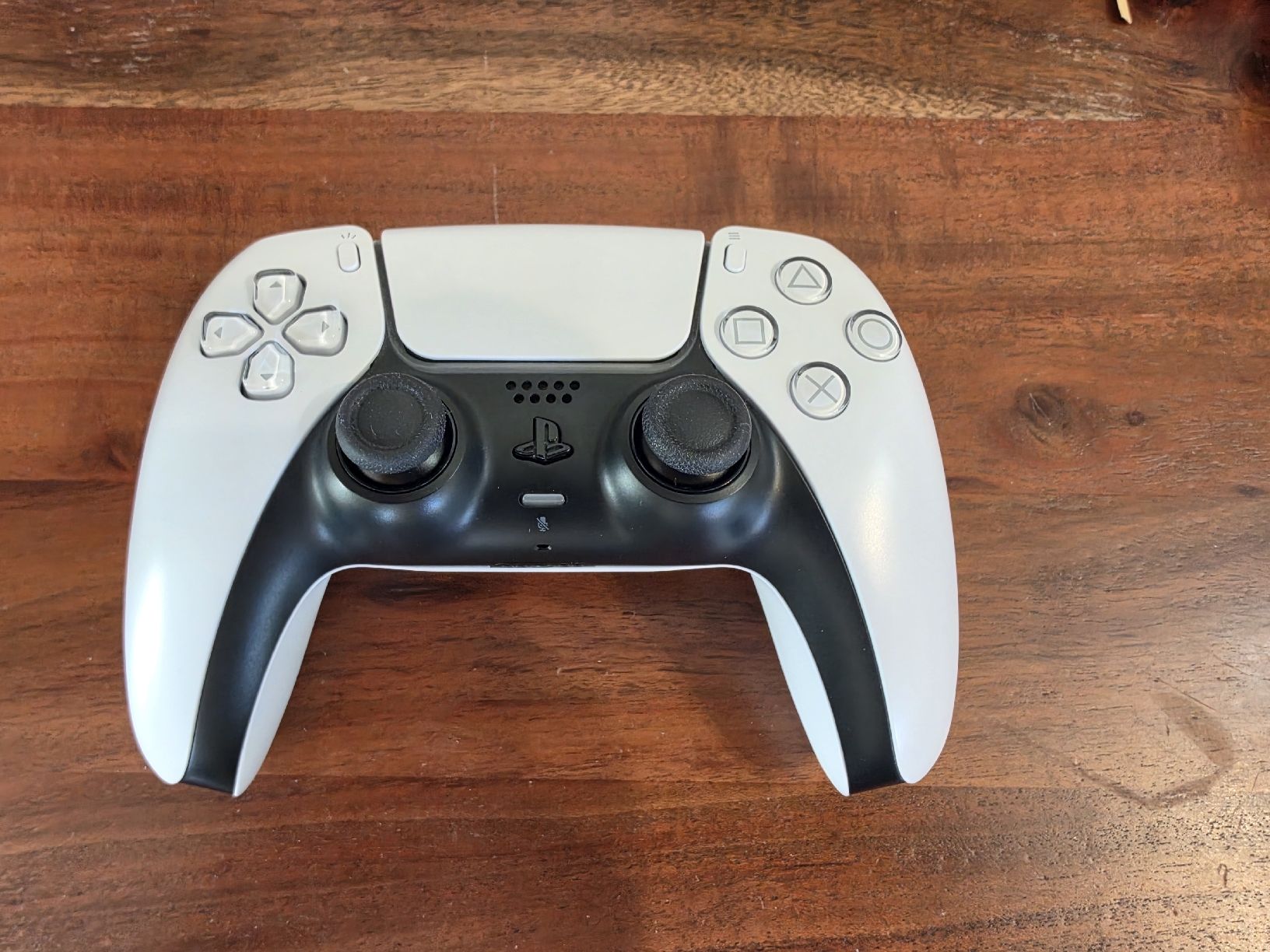 Sony Konsolen: Playstation 5 Disc Version + 5 Games – Gebraucht aus Schlieren von fabianus_maximus 4