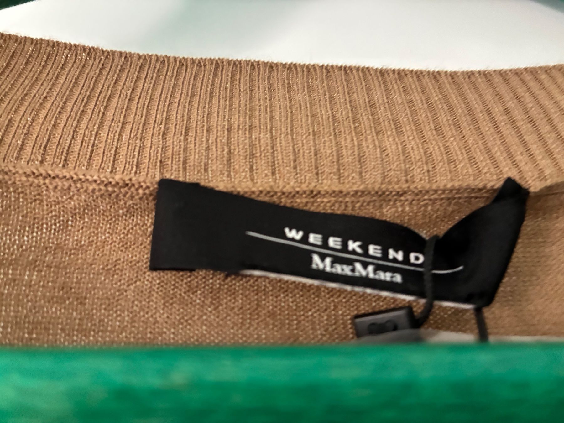 Max Mara Pullover & Sweatshirts: Damen Pullover Weekend Max Mara beige neu mit Etikett – Neu und originalverpackt aus Schaffhausen von zuesefred 2