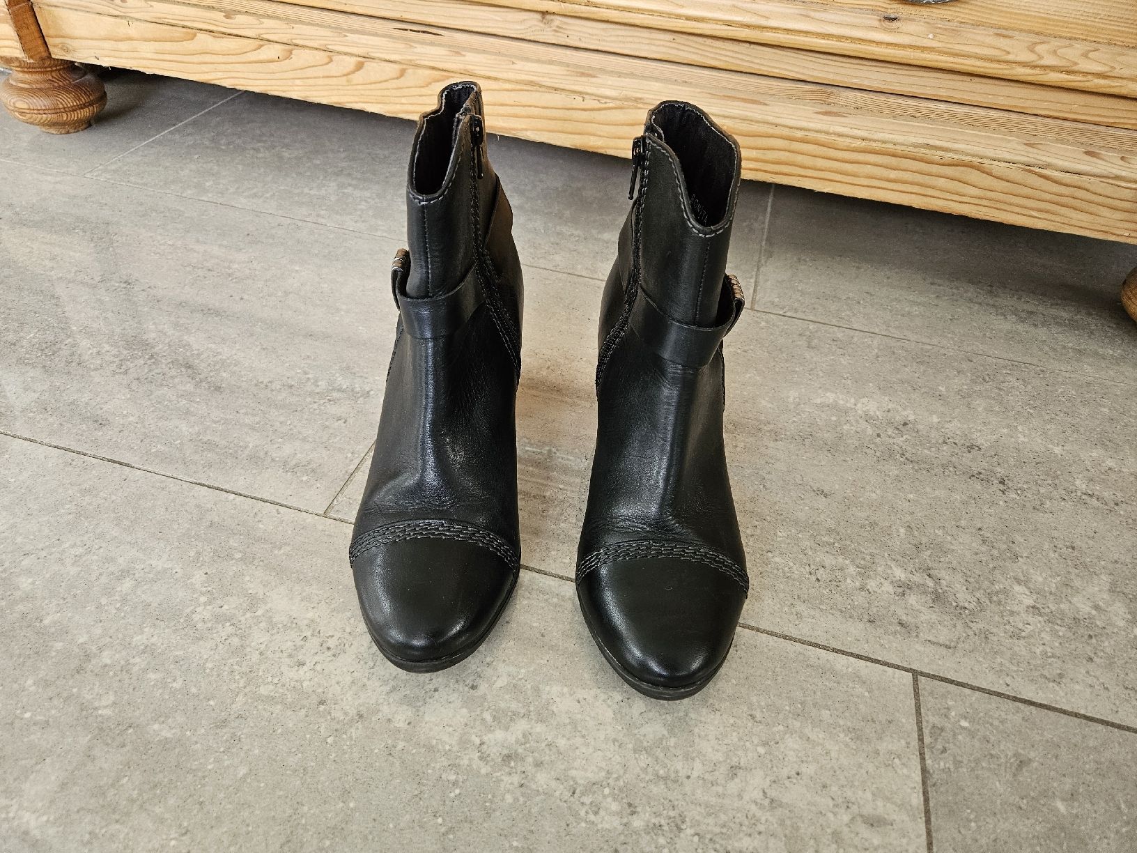 Scarpe da donna: Stiefeletten, Bonita – Nuovo (secondo la descrizione) da Wiesendangen venduto da Sinhuk