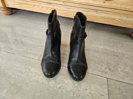 Stiefeletten, Bonita
