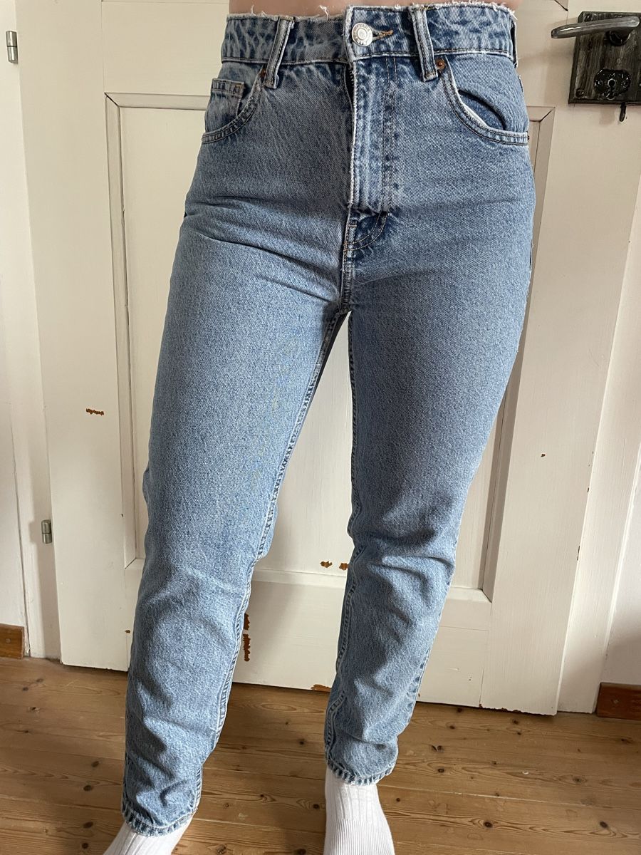 Zara Jeans: Jean Mom taille 36 - Coupe tendance – Gebraucht aus Bure von Nono22x 1