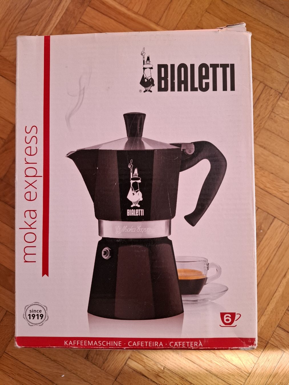 Bialetti Machines à café & Machines à expresso: Biletti Moka Express neuve – Neuf avec emballage d'origine à Moutier par Carambaaa