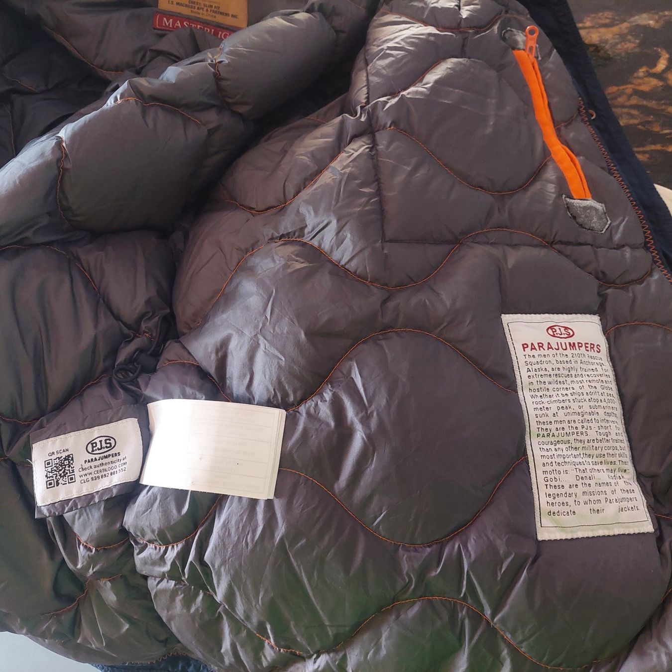 Parajumpers Mäntel: Parajumpers Winterjacke Gr.XL blau – Gebraucht aus Ermenswil von Ingram0 5