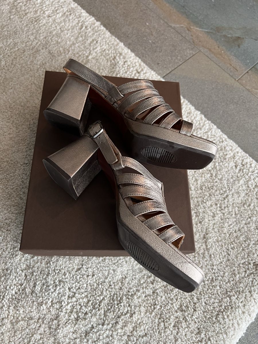 Chie Mihara Scarpe da donna: Toller Sommer-Schuh von Chie Mihara – Usato da Ostermundigen venduto da Malediva 3